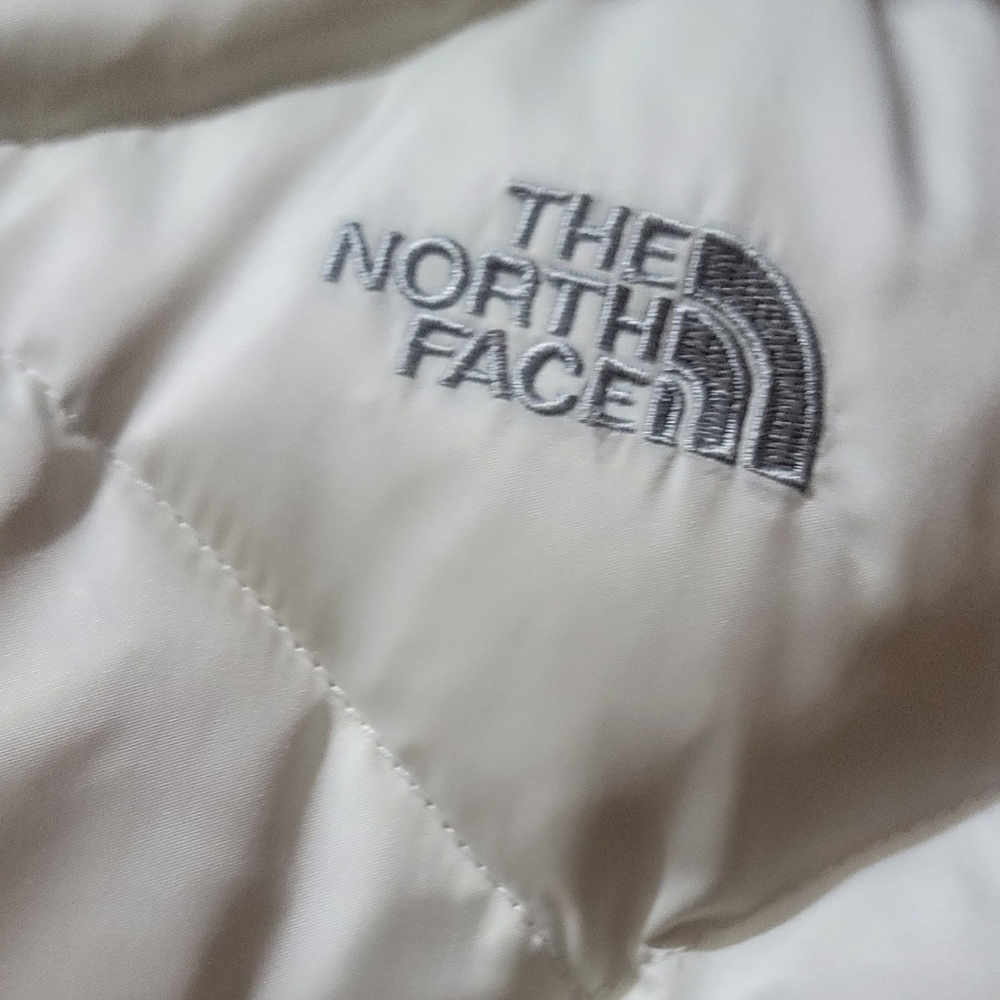 The North Face White Quilted Women's Down Vest - Picture 8 of 12